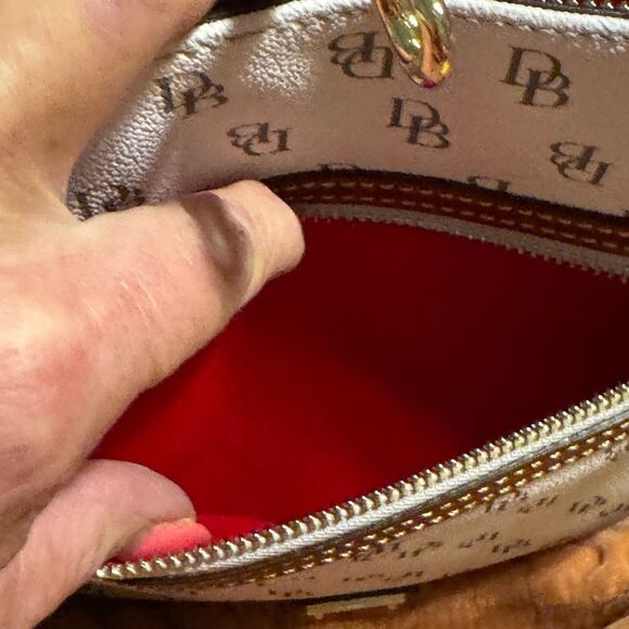 Dooney & Bourke Gretta Lani Crossbody White and Brown - Picture 9 of 16